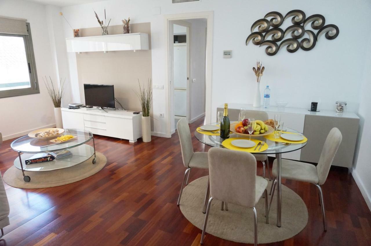 Happy Holiday Beach Home 锡切斯 外观 照片