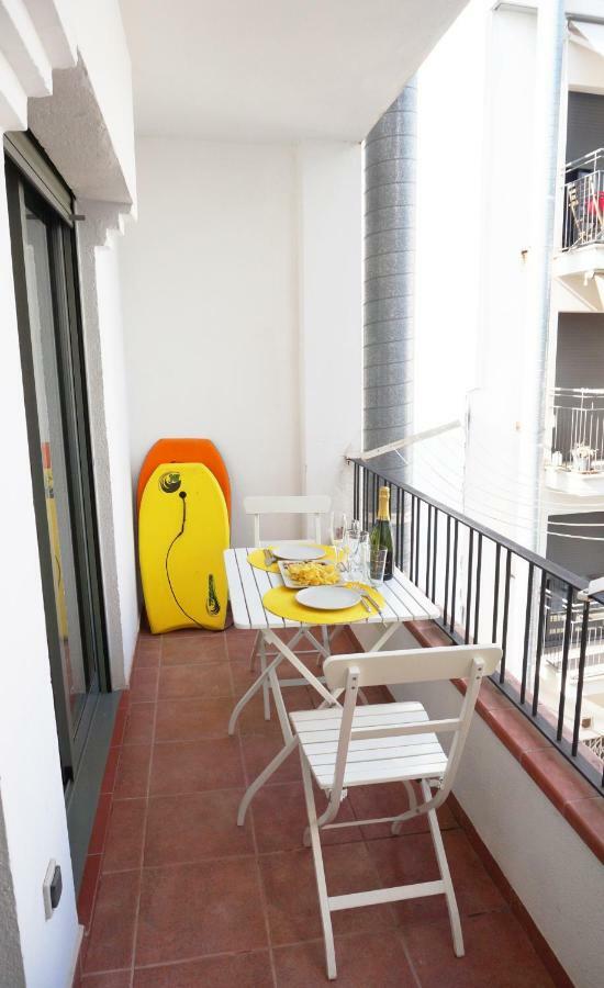 Happy Holiday Beach Home 锡切斯 外观 照片