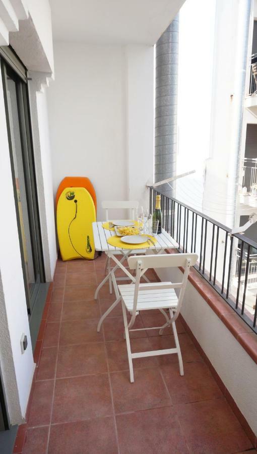 Happy Holiday Beach Home 锡切斯 外观 照片